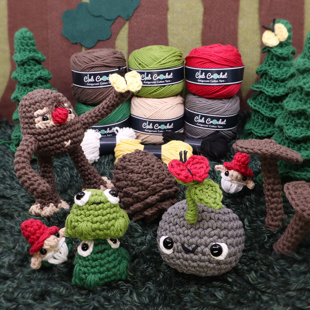 Deluxe Crochet Kit - Wooly Woods